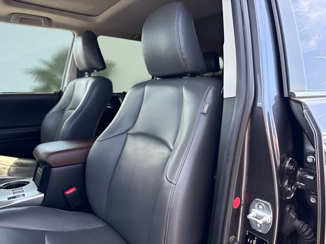 Used 2020 Toyota 4Runner Limited AWD/4WD image 18