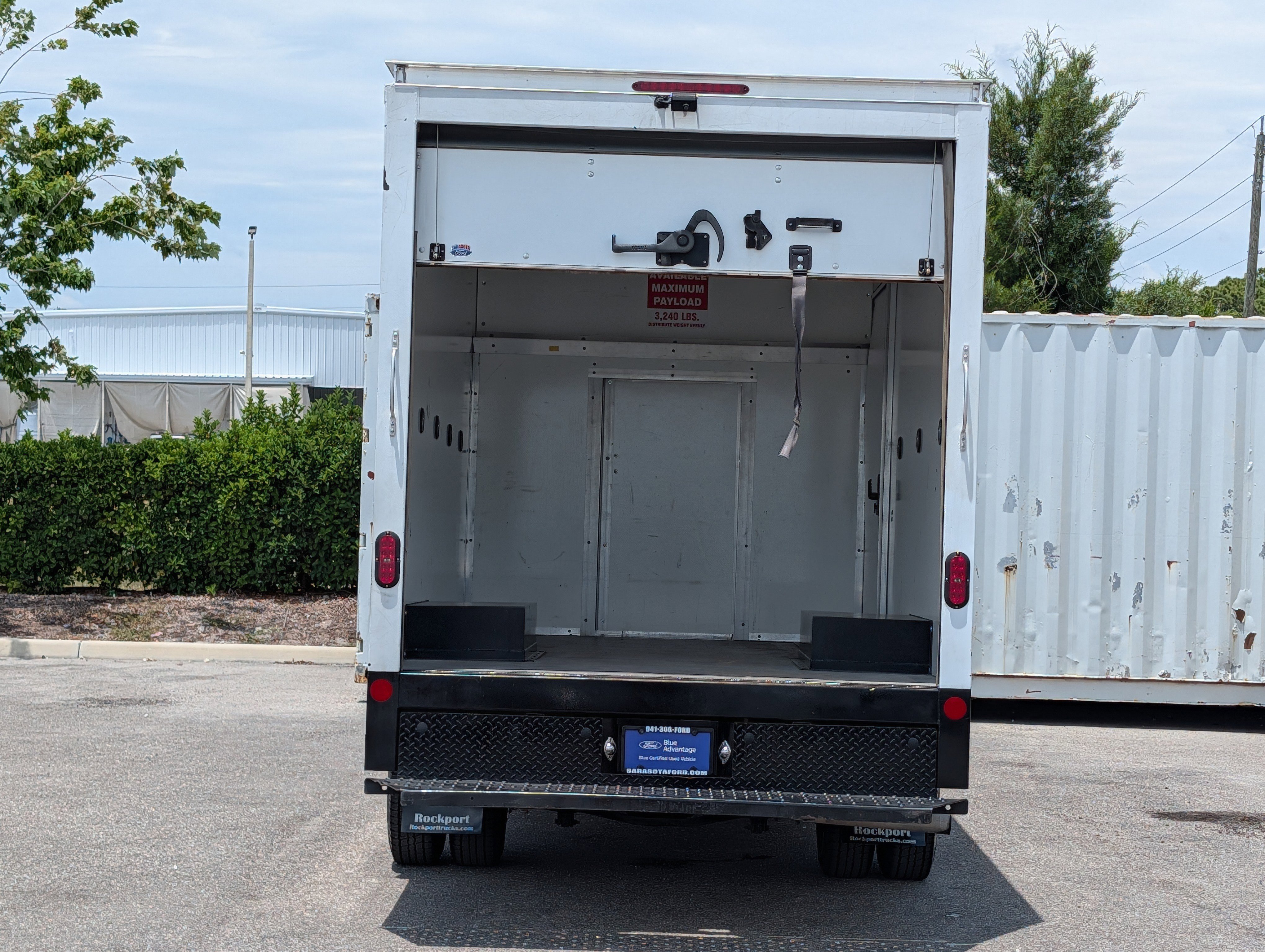 Certified 2022 Ford Transit 350 DRW RWD image 13