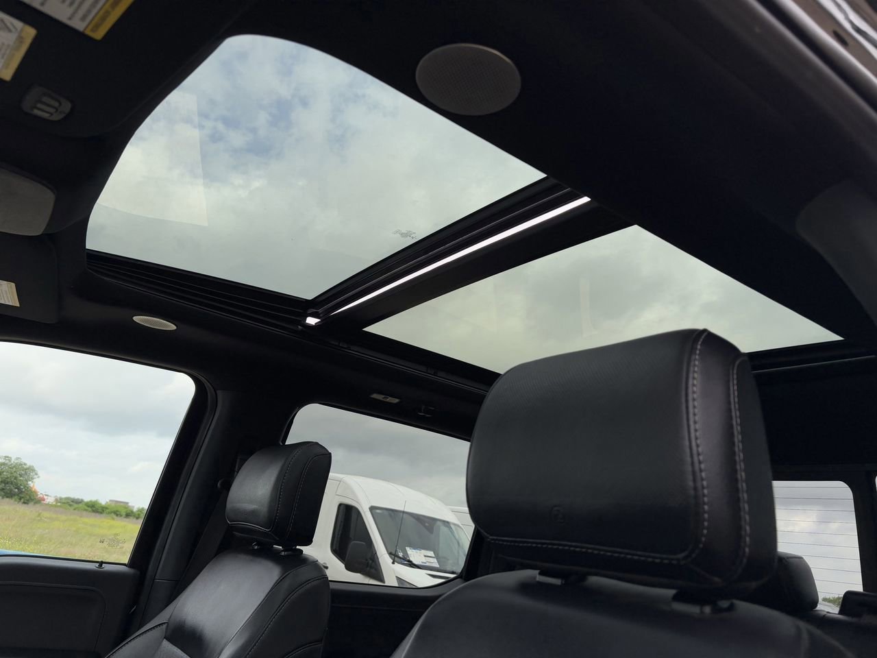 Certified 2023 Ford F150 Lariat w/ Equipment Group 502A High image 27