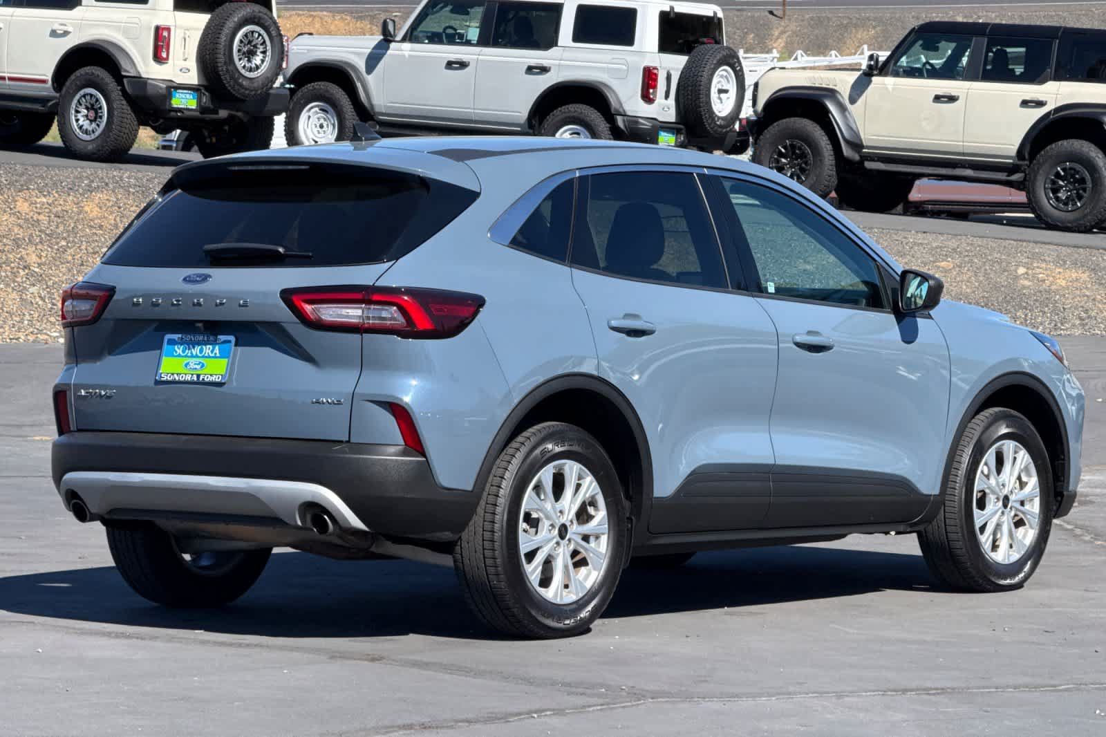 Certified 2024 Ford Escape Active AWD/4WD image 4