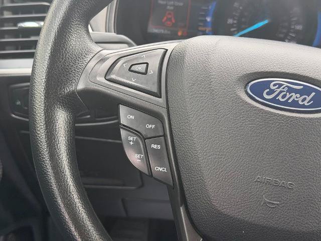Certified 2022 Ford Edge SE w/ Black Appearance Package AWD/4WD image 16