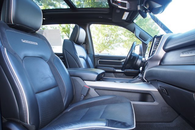Used 2021 RAM 1500 Laramie w/ Sport Appearance Package AWD/4WD image 12