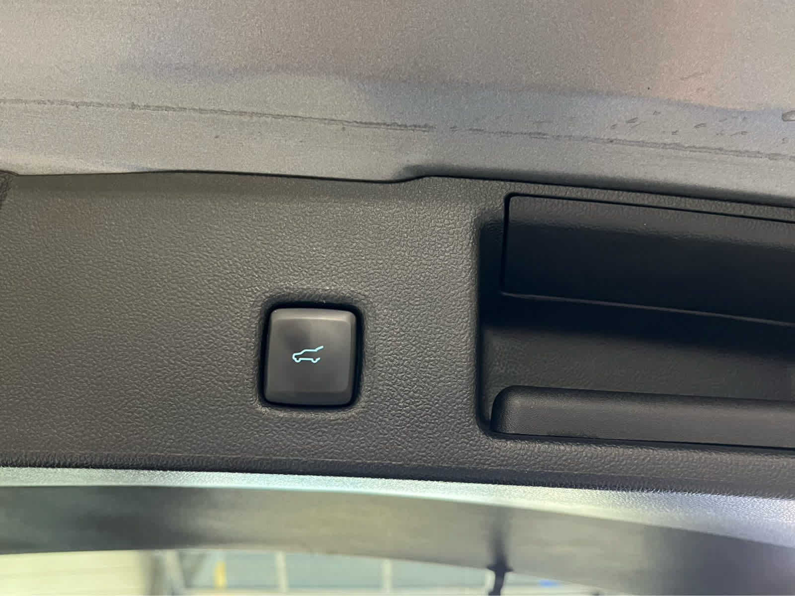 Certified 2024 Ford Escape Active AWD/4WD image 11