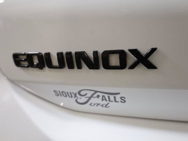 Used 2023 Chevrolet Equinox RS AWD/4WD image 38