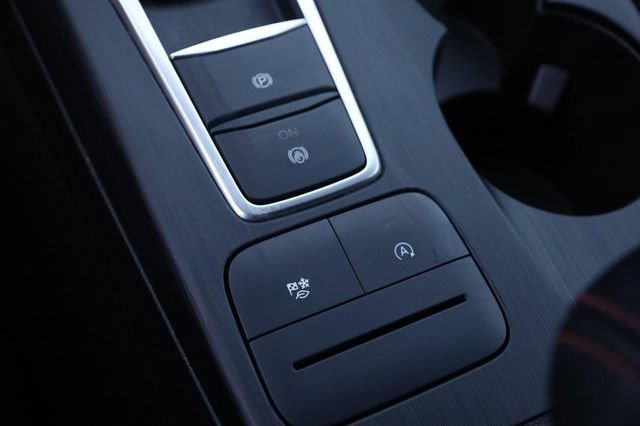 Certified 2025 Ford Escape ST-Line FWD image 18