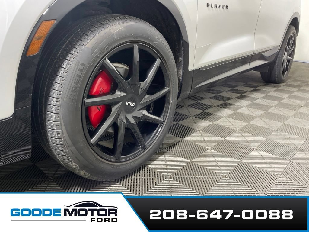Used 2019 Chevrolet Blazer RS FWD image 26
