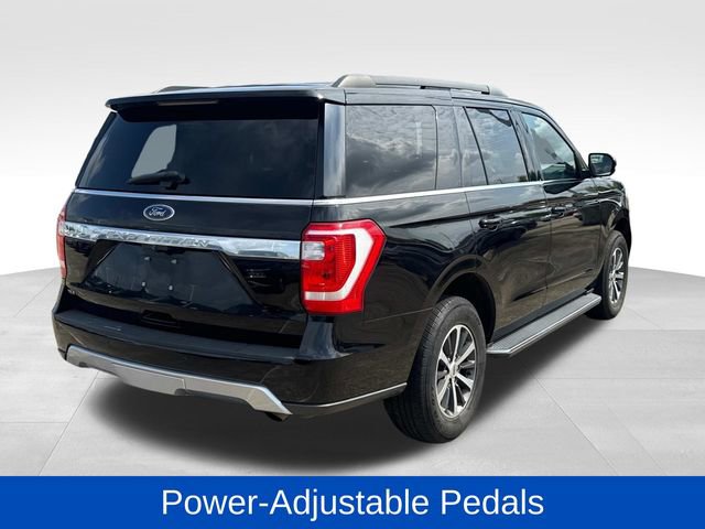 Certified 2018 Ford Expedition XLT w/ Equipment Group 202A RWD image 11