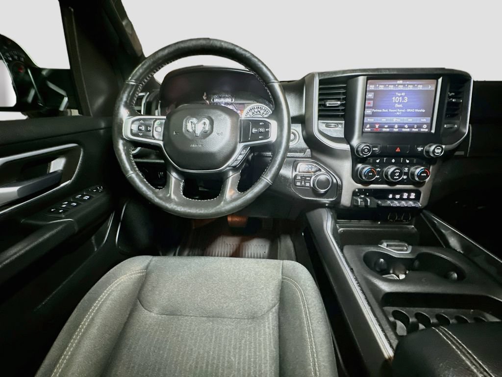 Used 2020 RAM 1500 Big Horn AWD/4WD image 35