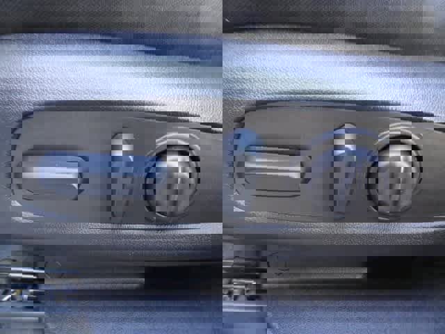 Used 2023 Chevrolet Blazer LT image 7