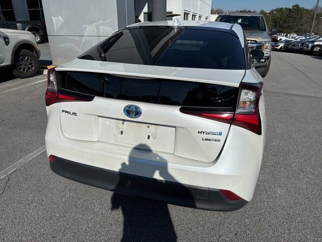 Used 2021 Toyota Prius L Eco image 3