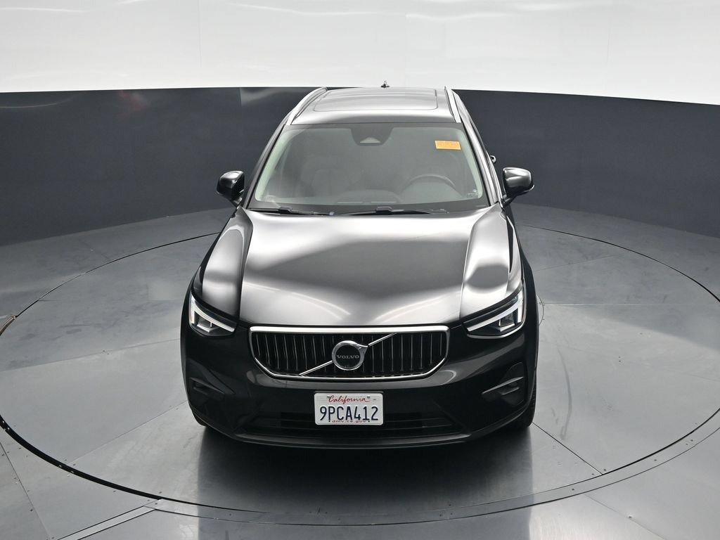 Used 2025 Volvo XC40 B5 Plus AWD/4WD image 39
