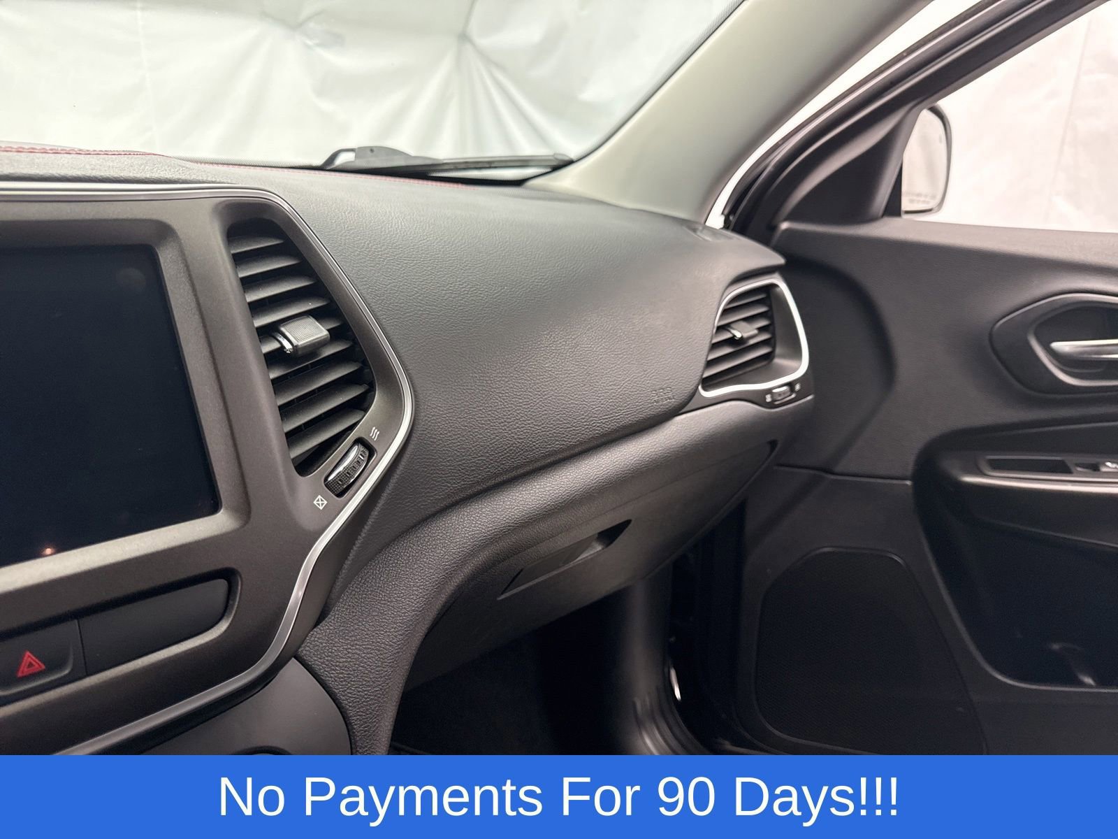 Used 2020 Jeep Cherokee Trailhawk w/ Trailer Tow Group image 23