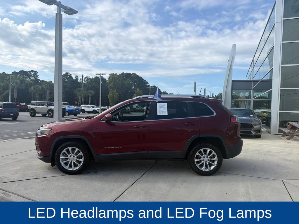 Used 2019 Jeep Cherokee Latitude w/ Popular Appearance Group FWD image 4