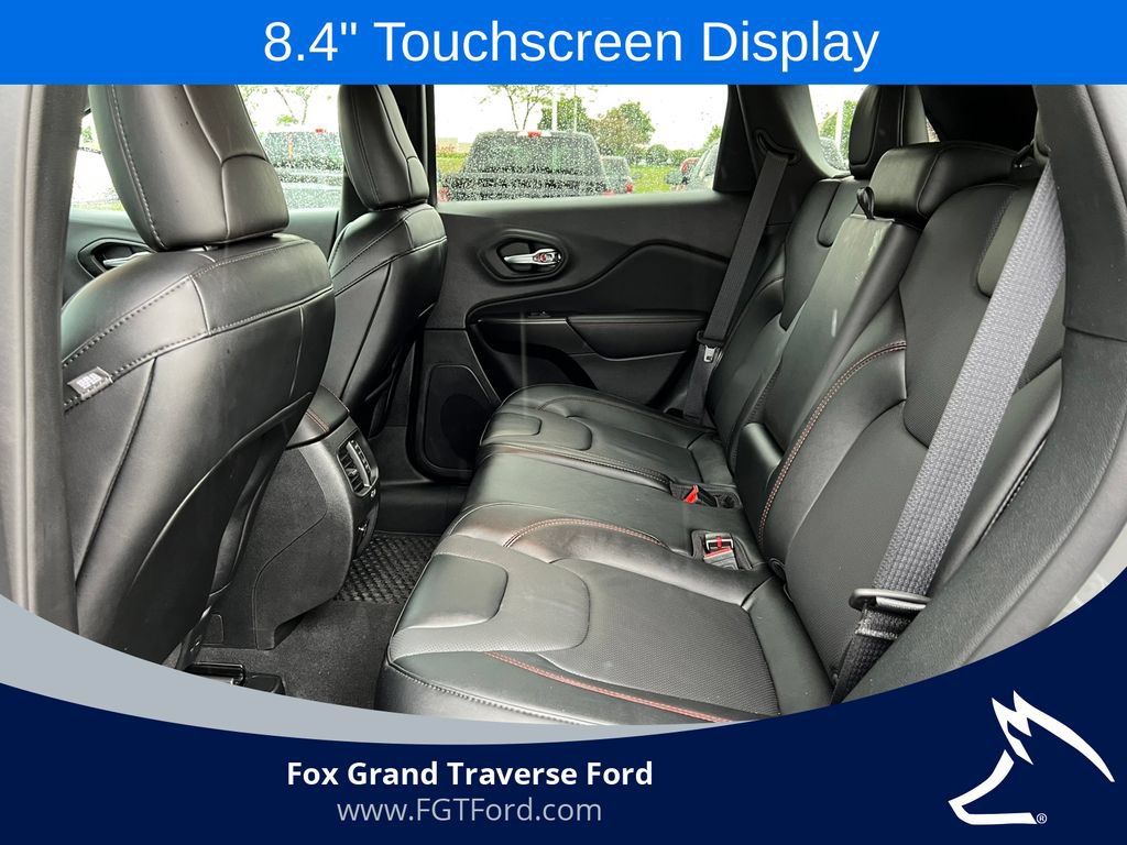 Used 2022 Jeep Cherokee Trailhawk w/ Premium Leather Package AWD/4WD image 5