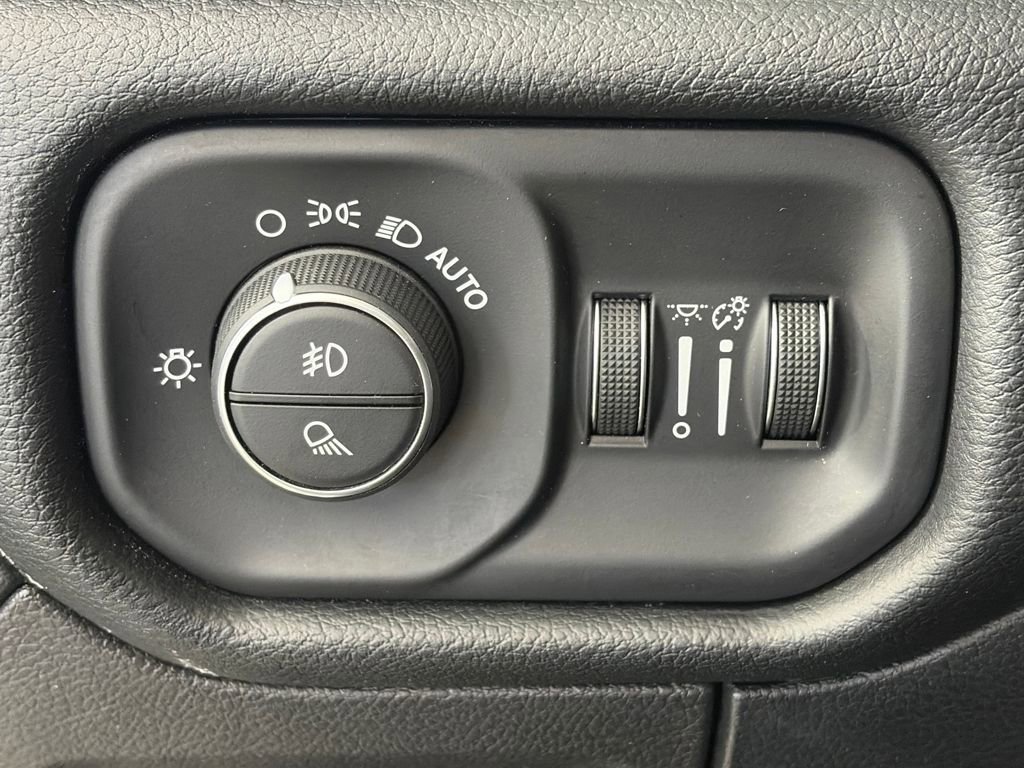 Used 2021 RAM 1500 Laramie image 25