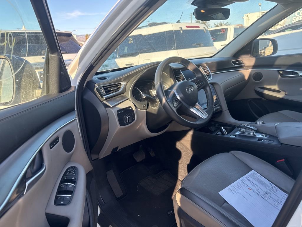 Used 2024 INFINITI QX50 Luxe image 10