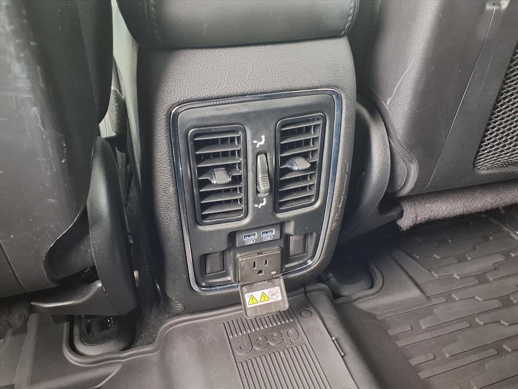 Used 2021 Jeep Grand Cherokee Limited w/ Trailer Tow Group IV image 15