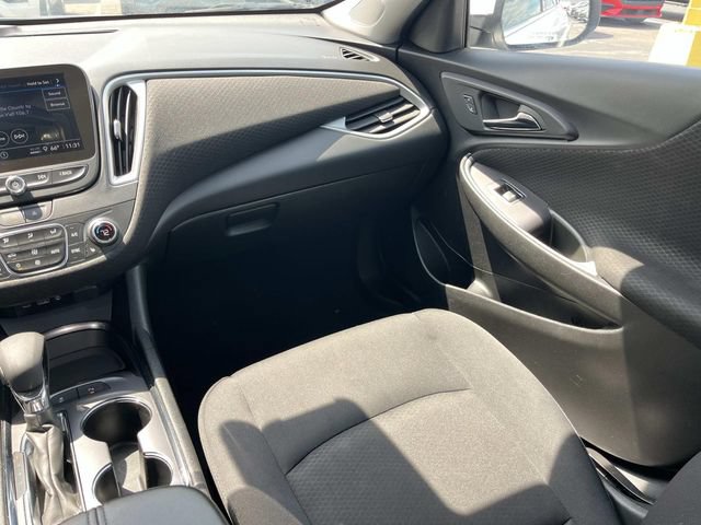 Used 2024 Chevrolet Malibu LT FWD image 13