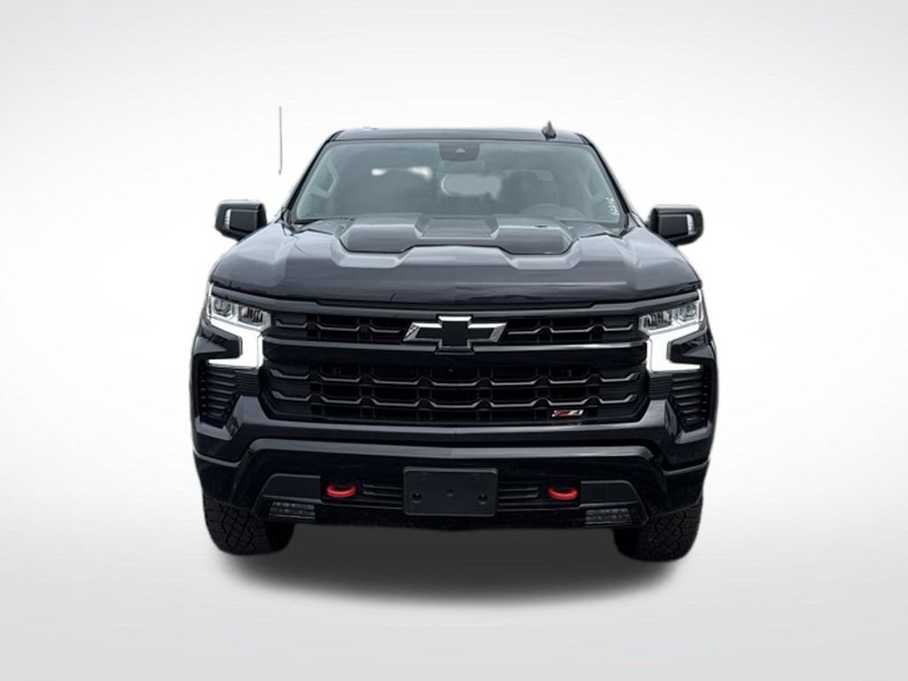 Used 2023 Chevrolet Silverado 1500 LT Trail Boss w/ LT Trail Boss Premium Package AWD/4WD image 2