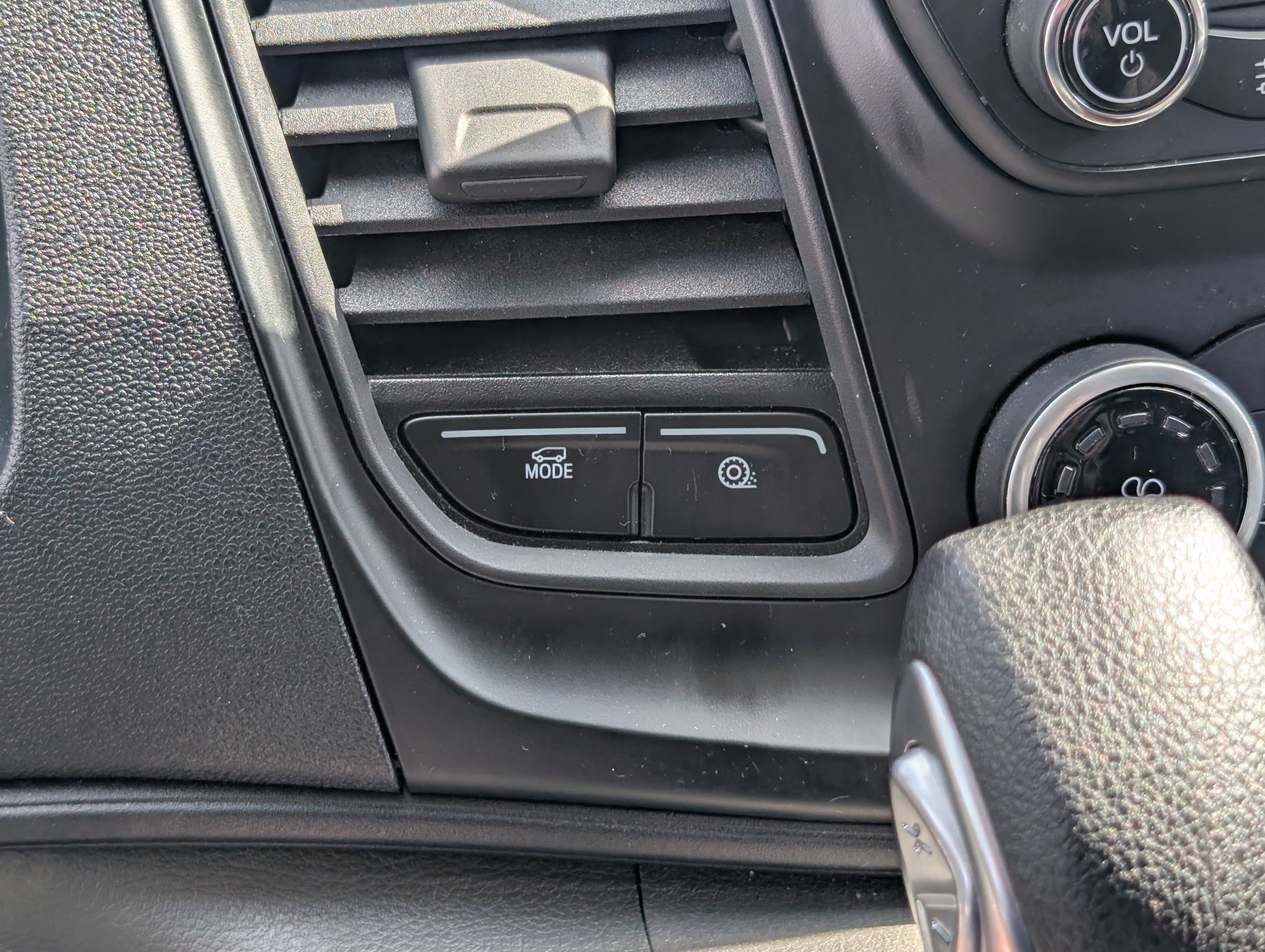 Certified 2024 Ford Transit 250 Low Roof w/ Exterior Upgrade Package image 21