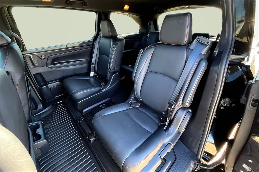 Used 2024 Honda Odyssey Sport image 26