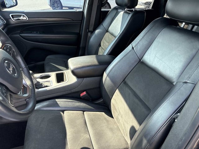 Used 2019 Jeep Grand Cherokee Altitude AWD/4WD image 25