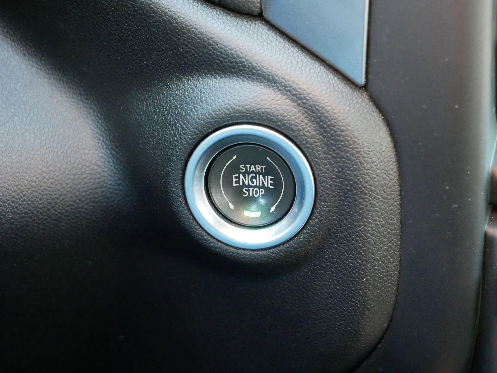 Used 2022 Chevrolet Silverado 3500 LTZ w/ LTZ Convenience Package image 34