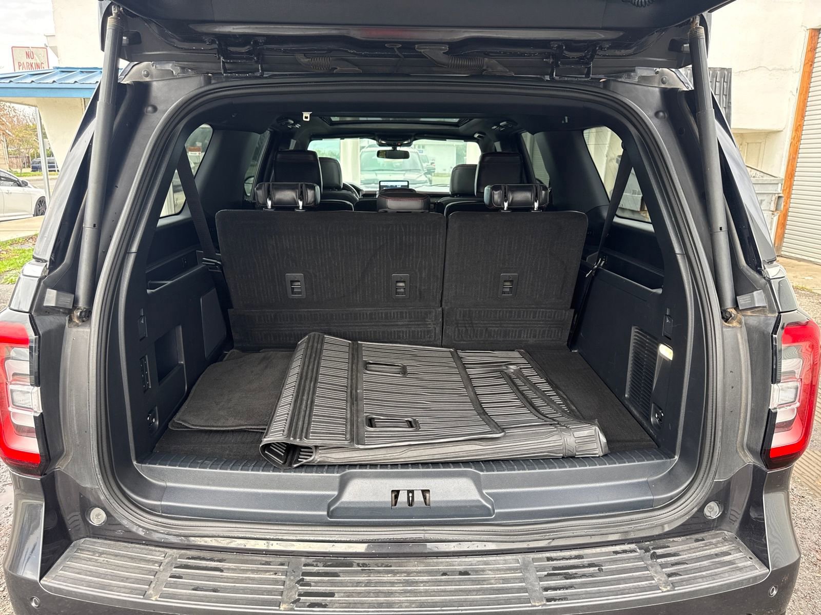 Certified 2022 Ford Expedition Max Limited image 23