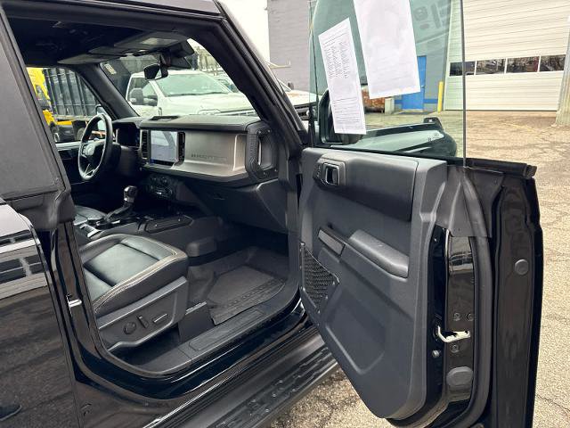 Certified 2025 Ford Bronco Outer Banks AWD/4WD image 9