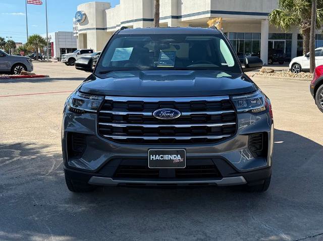 Certified 2025 Ford Explorer Active image 8