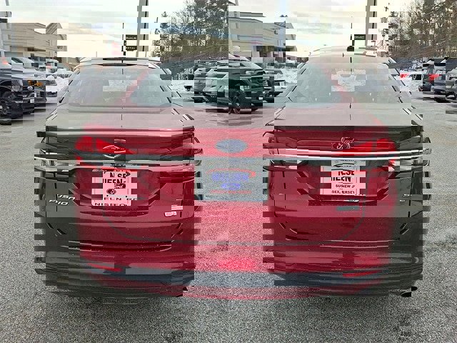 Certified 2018 Ford Fusion SE w/ Fusion SE Technology Package image 6