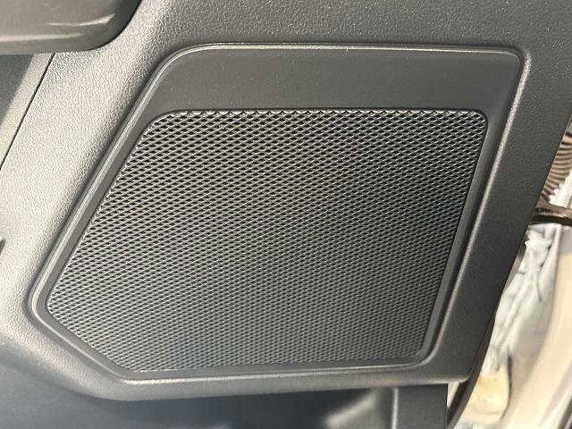 Certified 2022 Ford F150 XLT w/ Equipment Group 302A High image 22