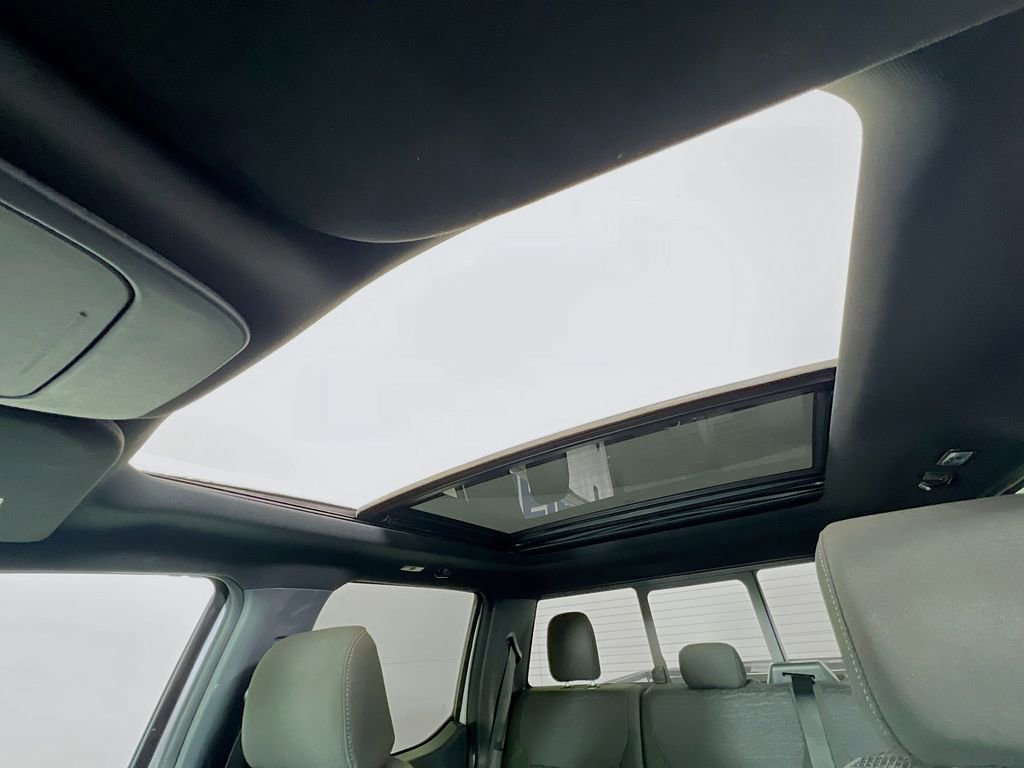 Certified 2023 Ford F150 XLT w/ Equipment Group 302A High image 45