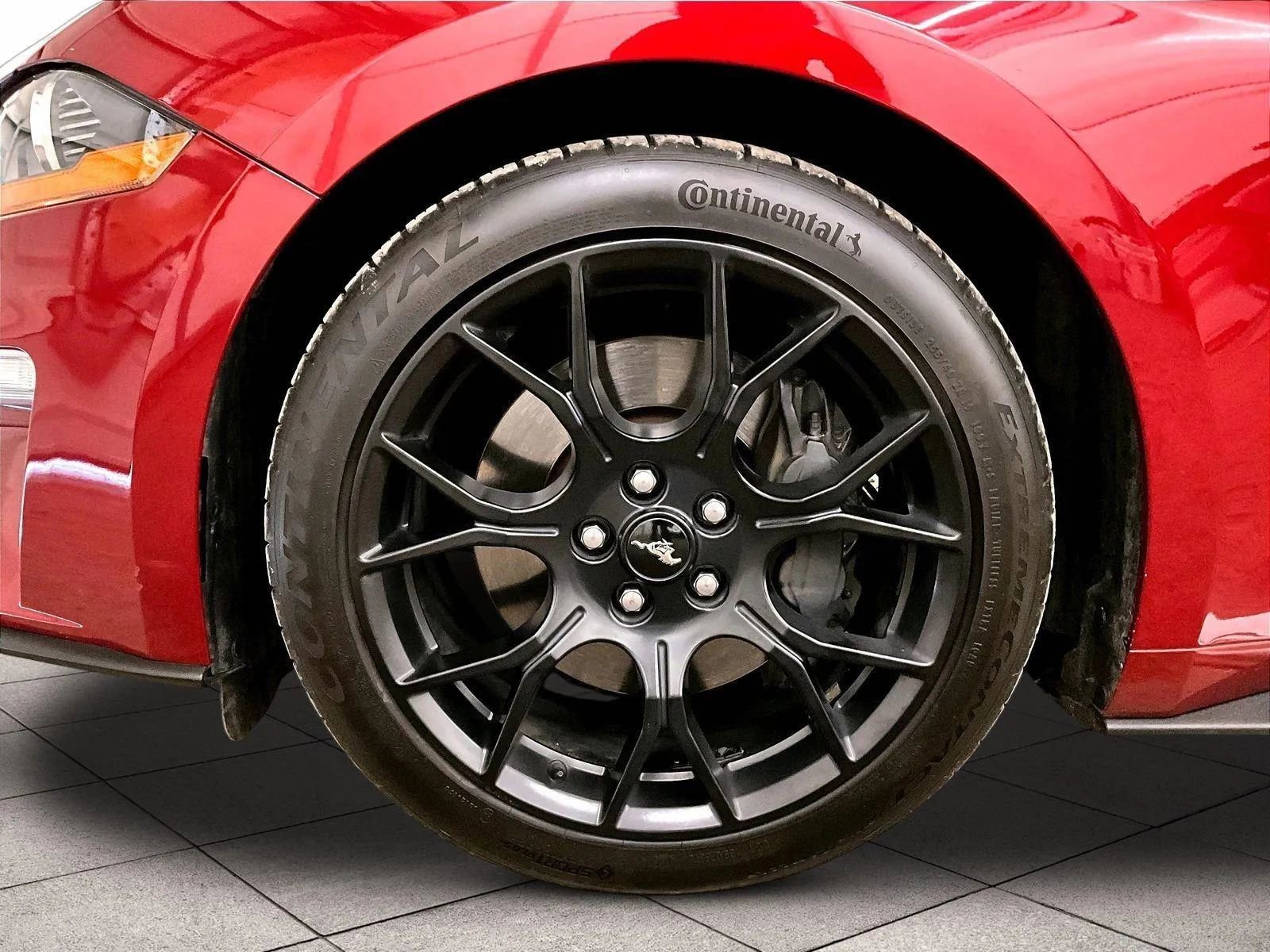 Certified 2018 Ford Mustang Premium w/ Ecoboost Performance Package RWD image 8