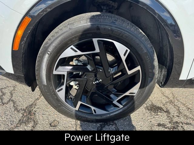 Used 2024 Kia Sportage SX image 11