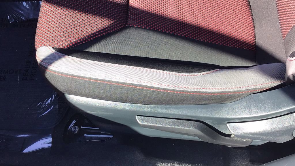 Used 2020 Subaru Impreza 2.0i Sport image 16