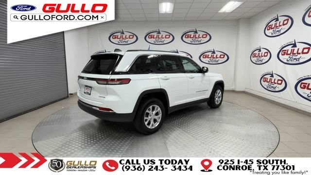 Used 2023 Jeep Grand Cherokee Limited AWD/4WD image 8