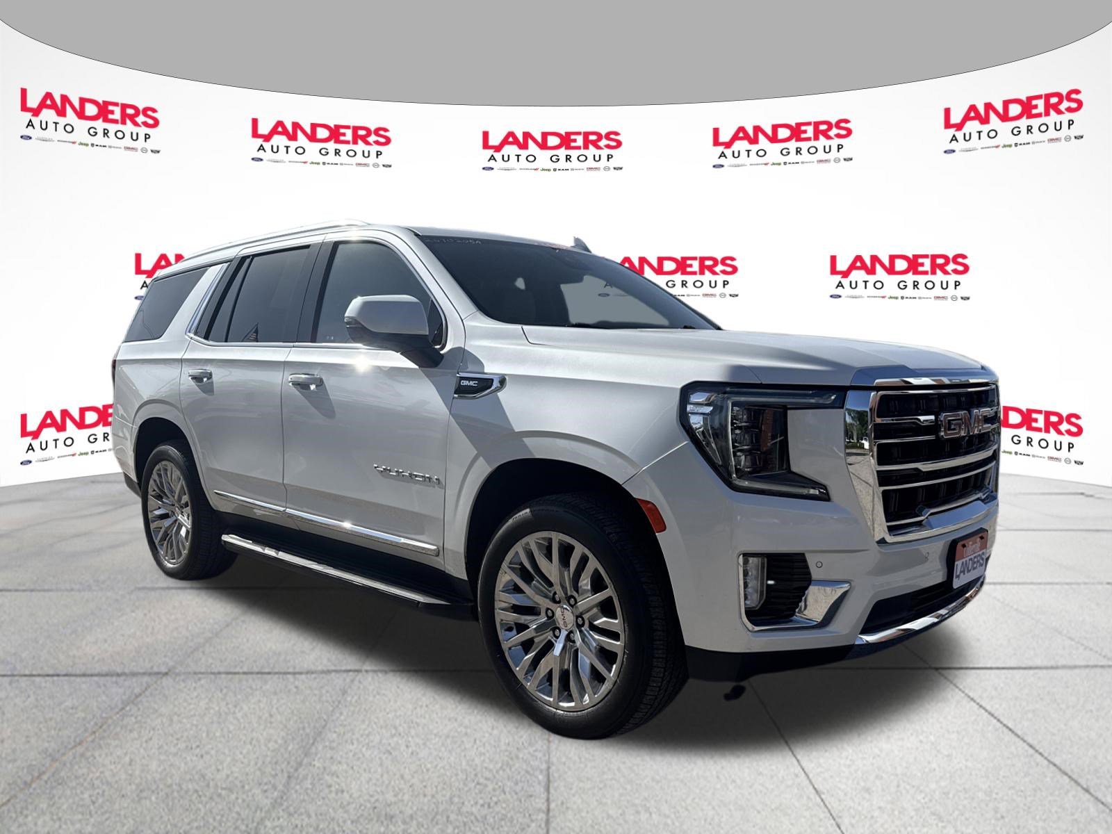 Used 2023 GMC Yukon SLT w/ SLT Luxury Package RWD image 1