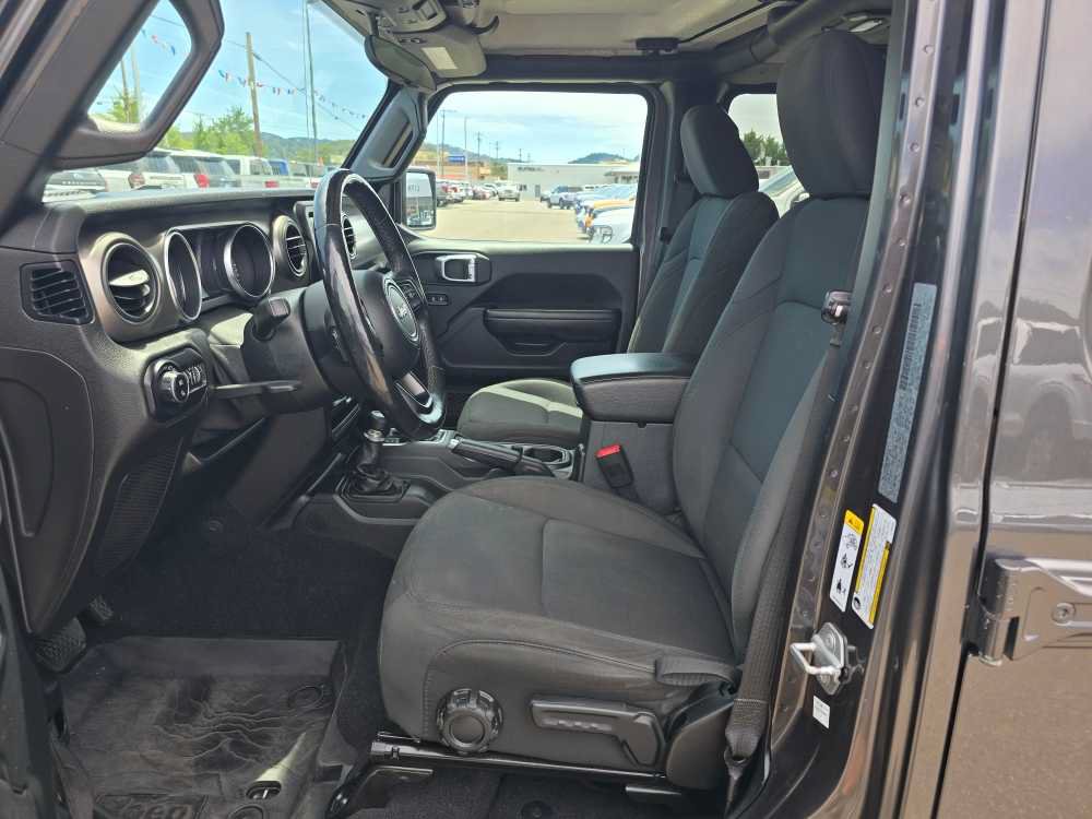 Used 2020 Jeep Gladiator Sport w/ Quick Order Package 24S AWD/4WD image 9