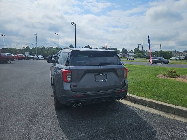 Certified 2022 Ford Explorer ST w/ Equipment Group 401A AWD/4WD image 2