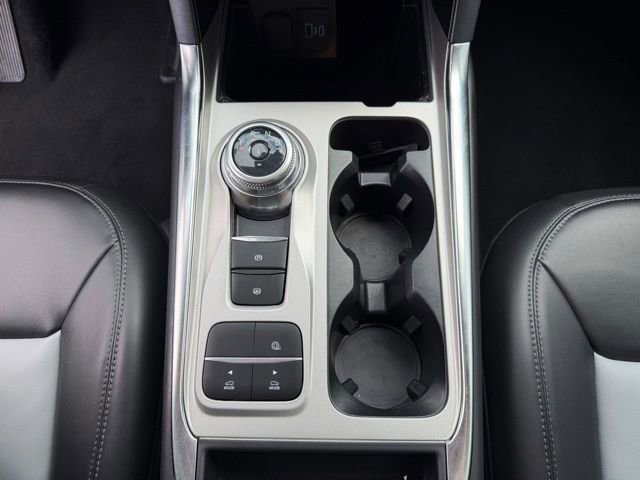Certified 2023 Ford Explorer XLT w/ Equipment Group 202A RWD image 19