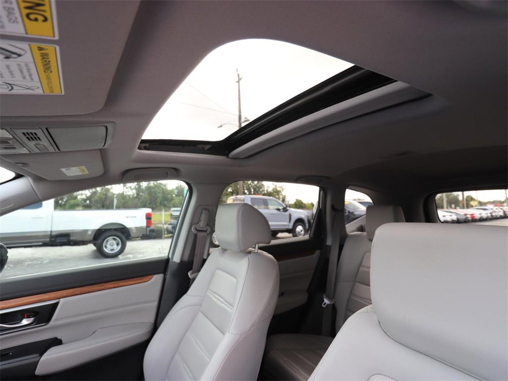 Used 2020 Honda CR-V Touring image 4