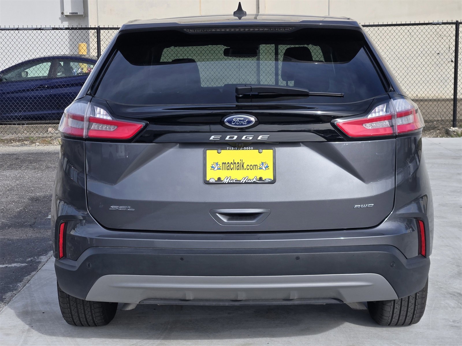 Certified 2024 Ford Edge SEL image 2
