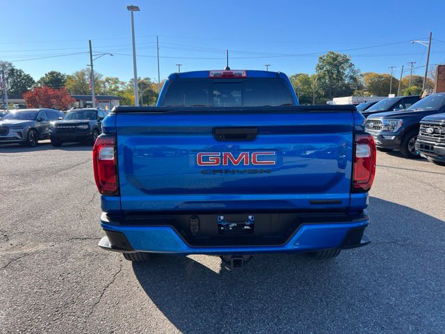 Used 2023 GMC Canyon Elevation w/ Elevation Premium Package AWD/4WD image 5