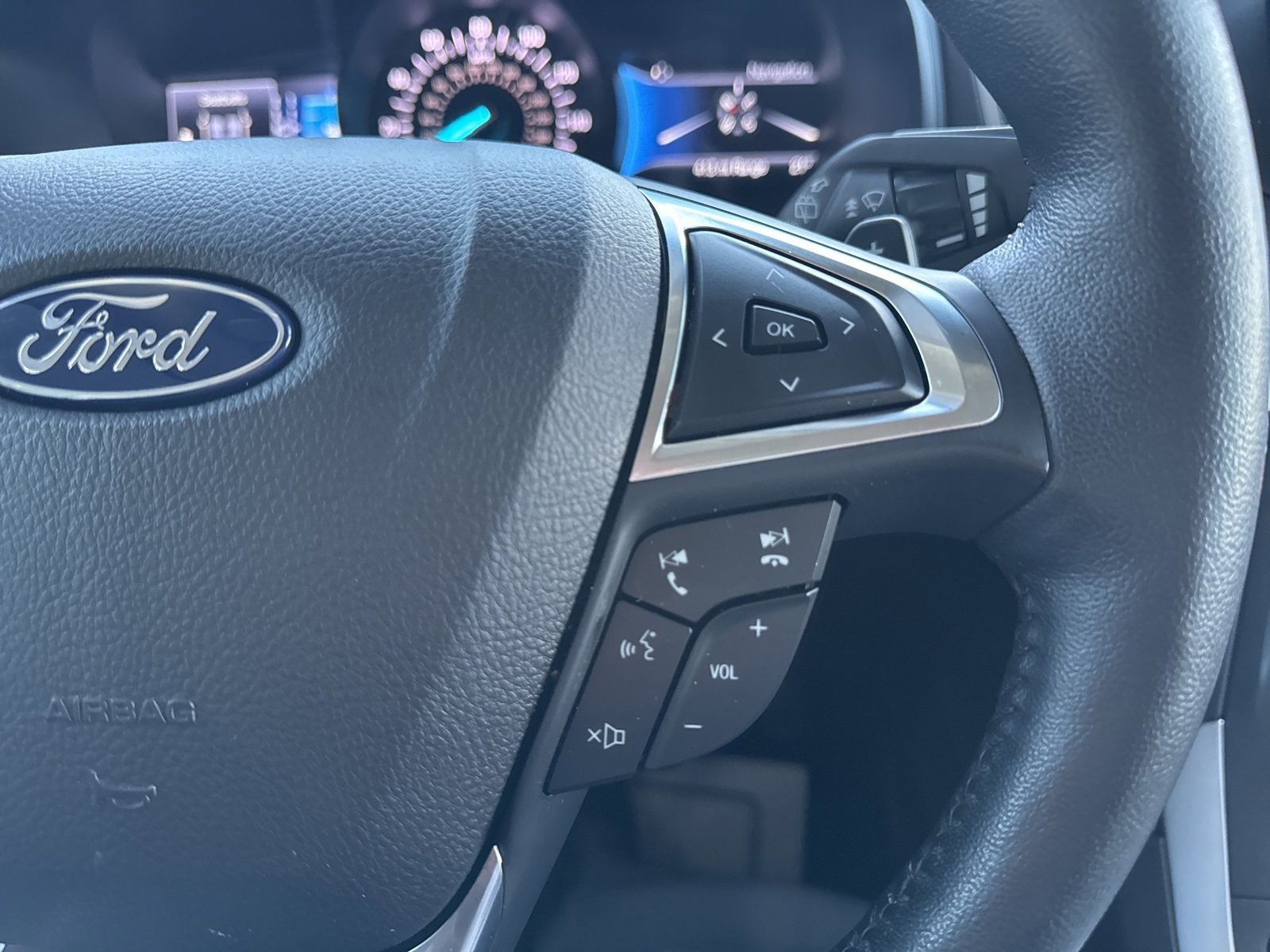 Certified 2023 Ford Edge SEL w/ Convenience Package image 30