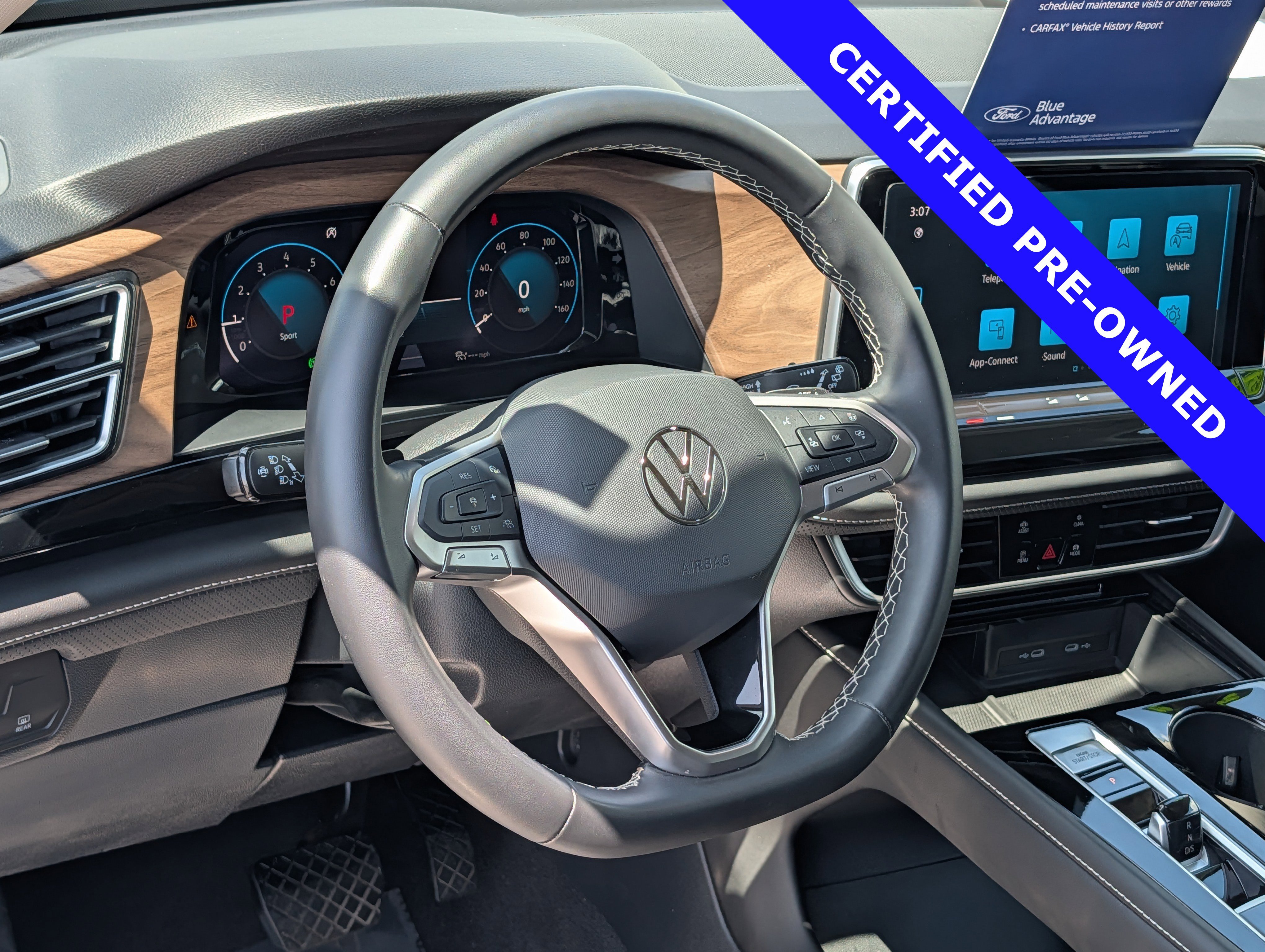 Used 2024 Volkswagen Atlas SE FWD image 23