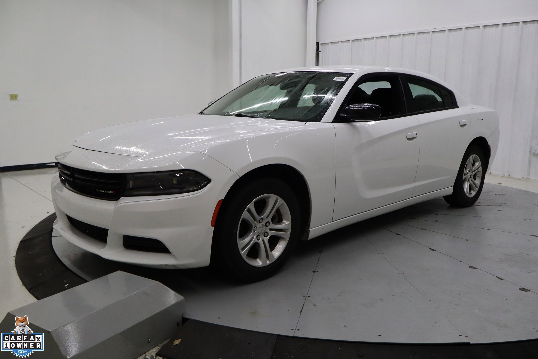 Used 2023 Dodge Charger SXT image 8