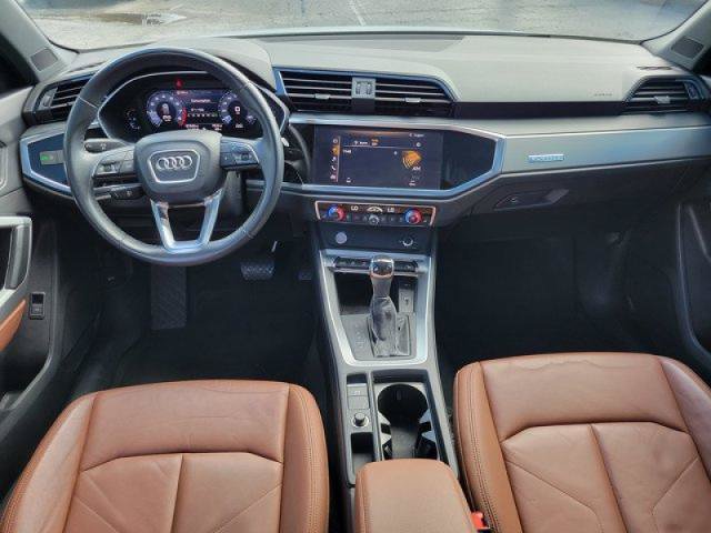 Used 2020 Audi Q3 2.0T Premium w/ Convenience Package AWD/4WD image 27