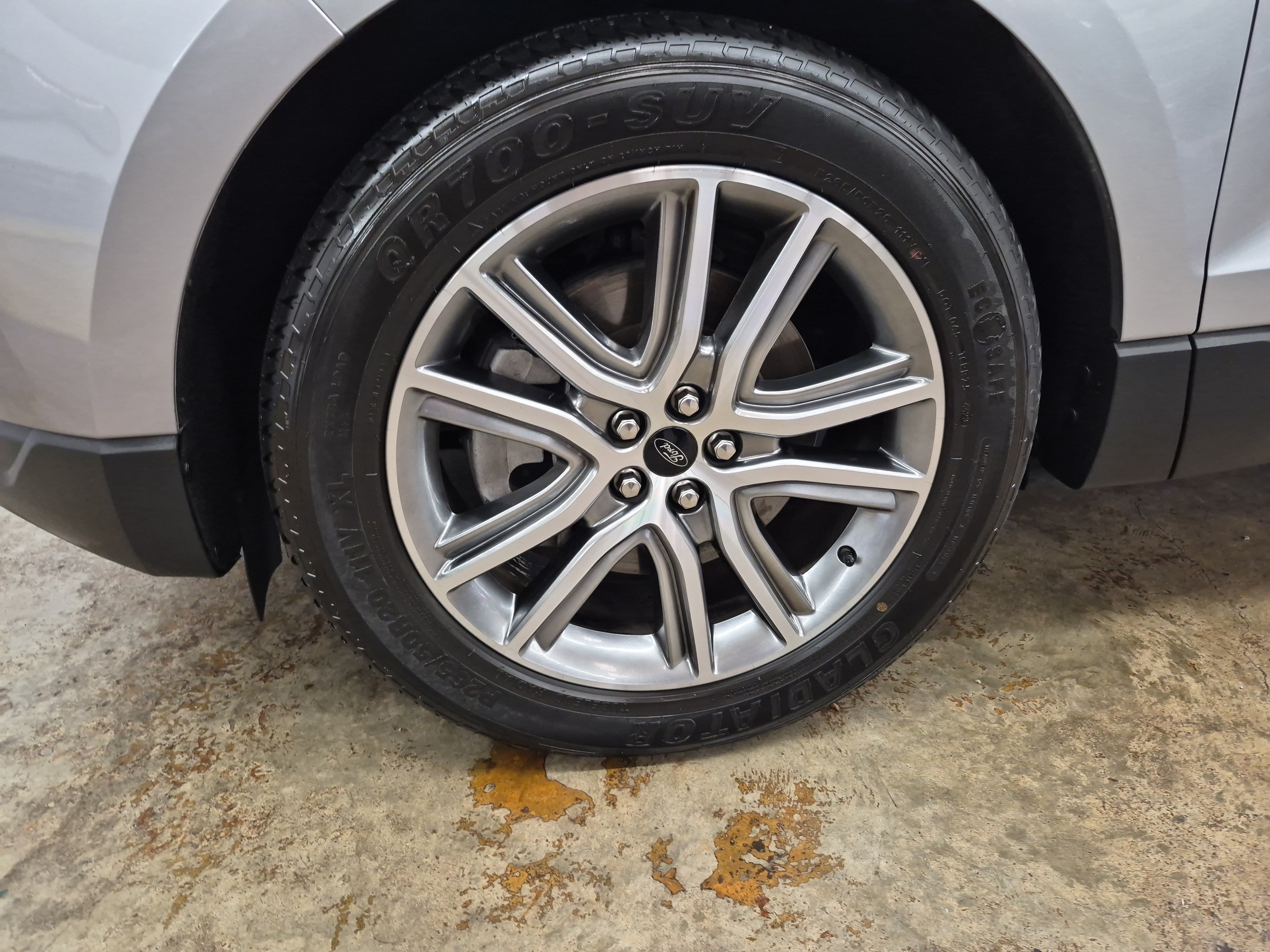 Certified 2024 Ford Edge Titanium AWD/4WD image 8