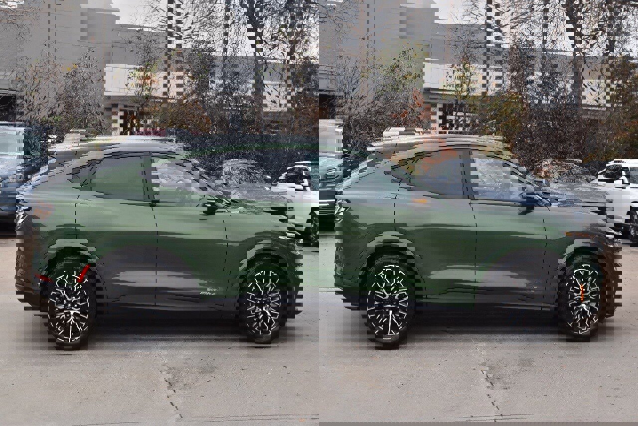 Certified 2025 Ford Mustang Mach-E Premium image 10